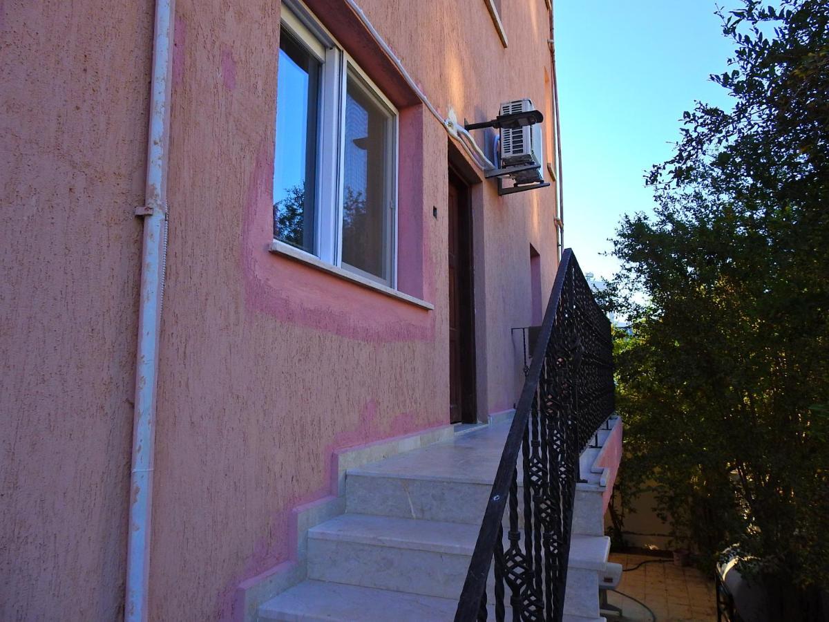 Ertunalp Apartment Famagusta  Esterno foto