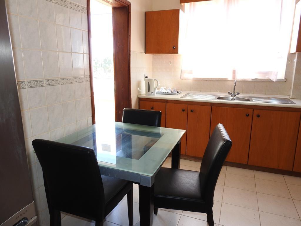 Ertunalp Apartment Famagusta  Esterno foto