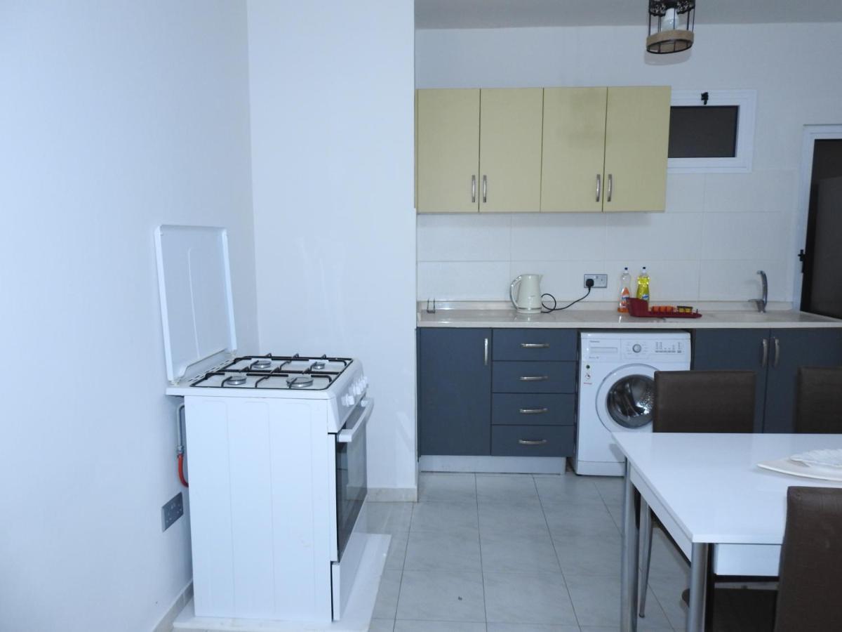 Ertunalp Apartment Famagusta  Esterno foto
