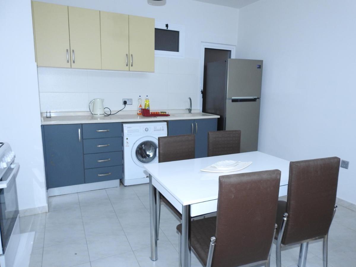 Ertunalp Apartment Famagusta  Esterno foto